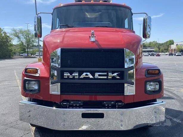 2024 Mack MD6