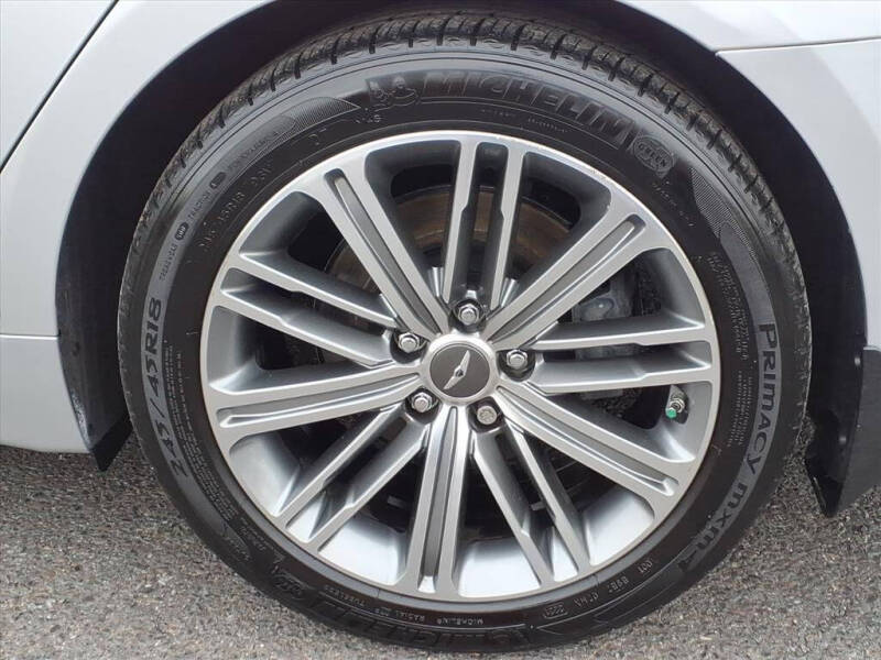2018 Genesis G80