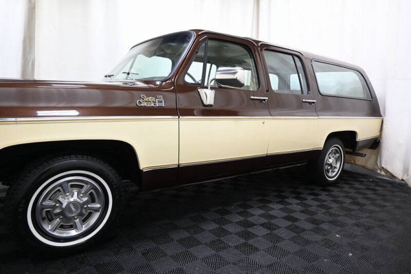 1977 GMC Suburban
