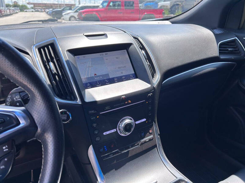 2019 Ford Edge ST