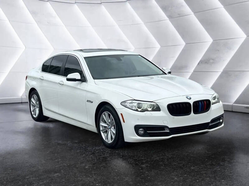 2016 BMW 5 Series 528i