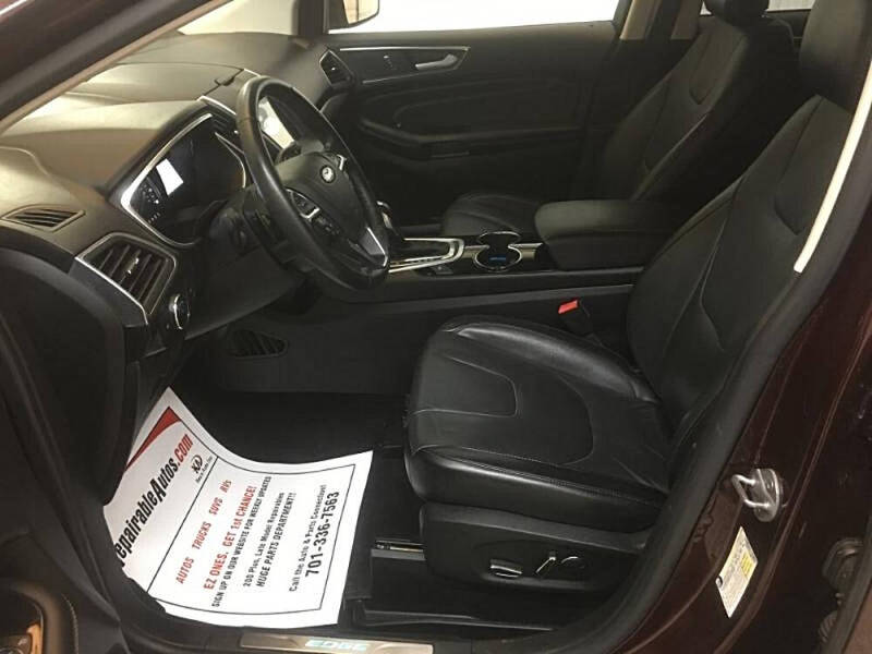 2017 Ford Edge Titanium