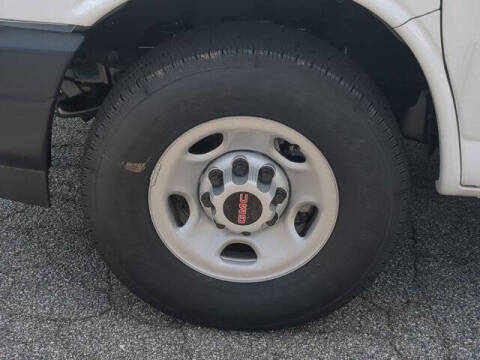 2025 GMC Savana 2500