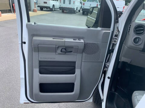 2012 Ford E-Series E-350 SD