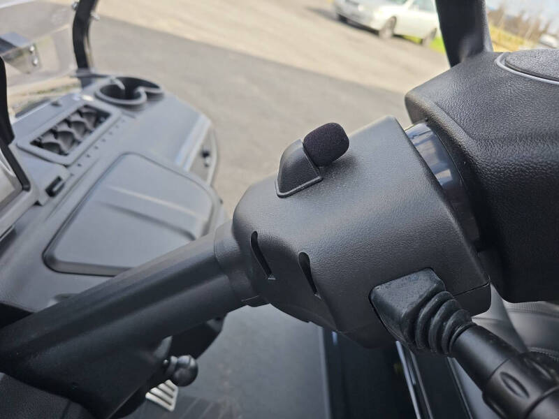 2025 Evolution Maverick 2 + 2