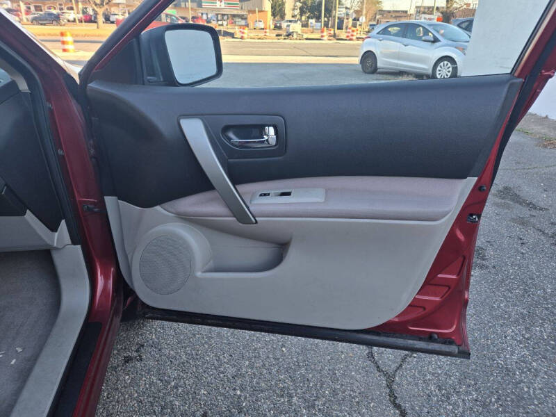 2011 Nissan Rogue SV