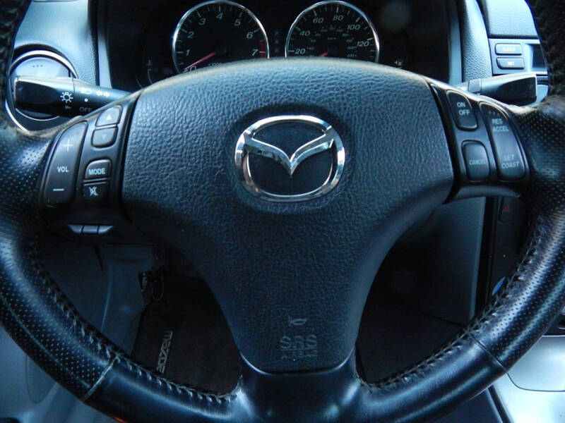 2004 Mazda MAZDA6 i