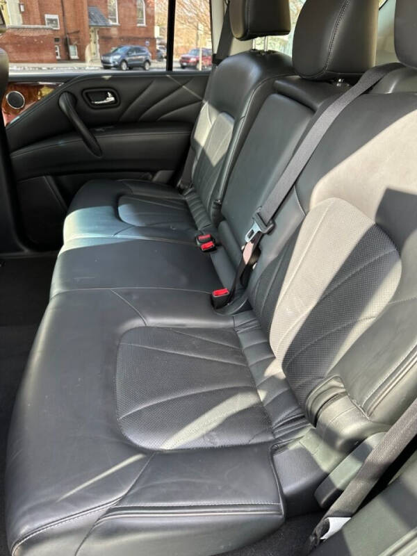 2017 Infiniti QX80 Signature Edition