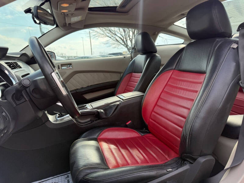 2010 Ford Mustang V6