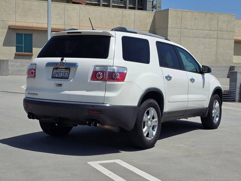 2011 GMC Acadia SLE