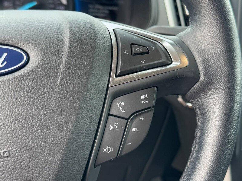 2023 Ford Edge