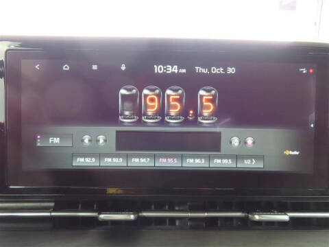 2022 Kia Carnival SX