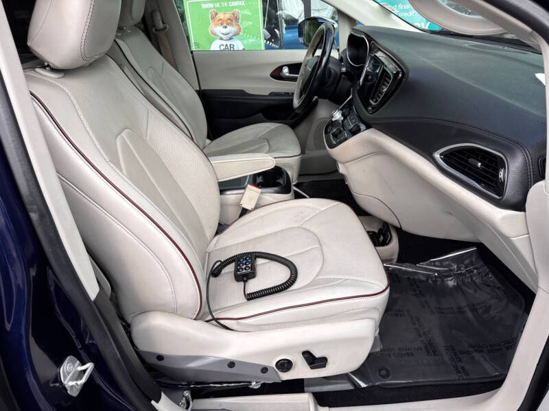 2017 Chrysler Pacifica Limited