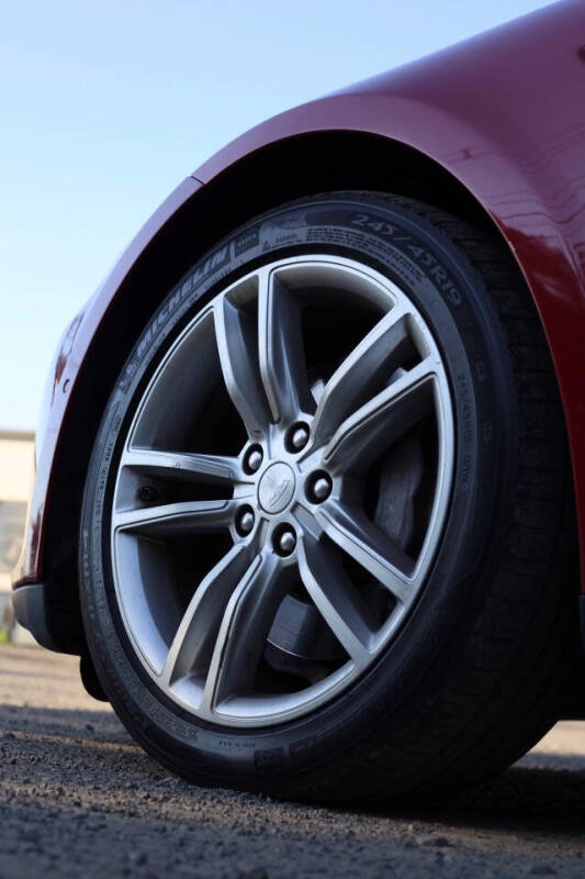 2014 Tesla Model S 85