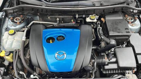 2013 Mazda MAZDA3 i Touring