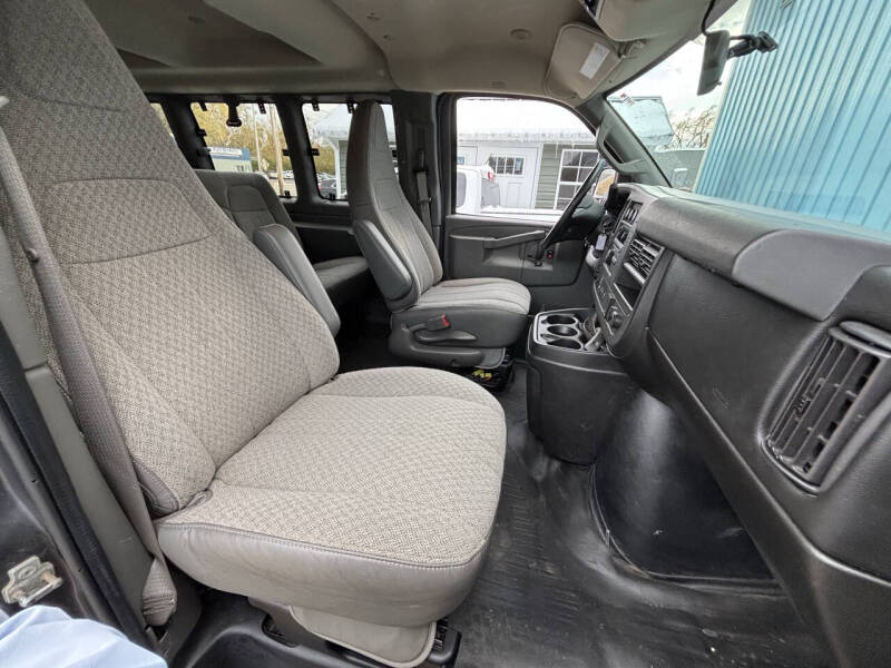 2016 Chevrolet Express LT 3500