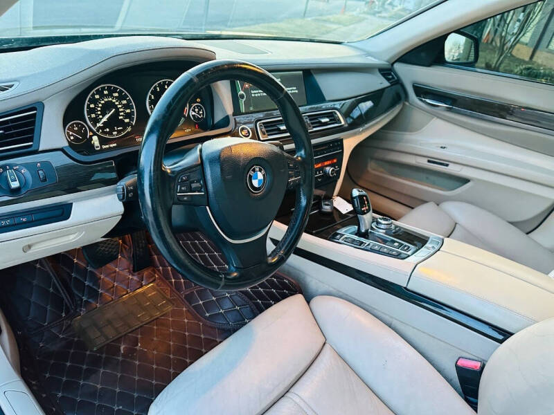 2012 BMW 7 Series 750Li xDrive