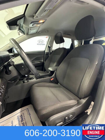 2024 Hyundai Kona SEL