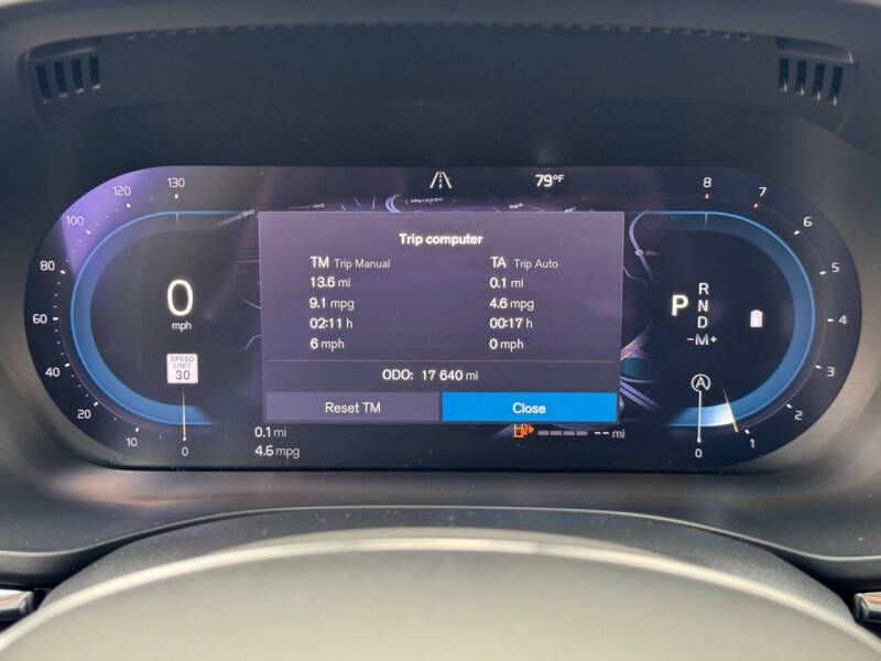 2024 Volvo XC60 B5 Plus Dark Theme