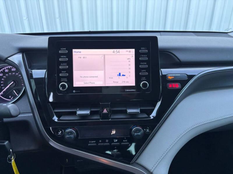 2022 Toyota Camry LE