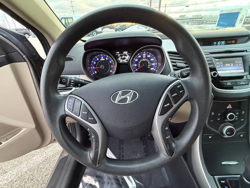 2014 Hyundai Elantra SE