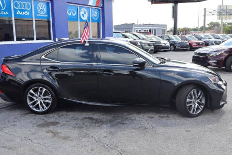 2019 Lexus IS 300