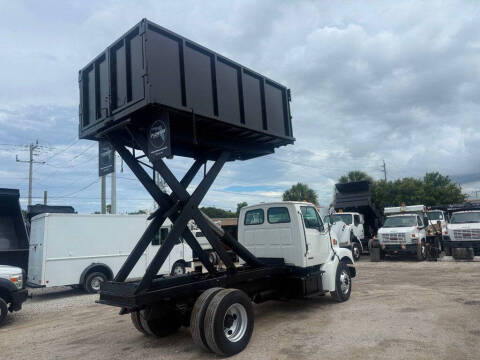 2000 Sterling L7501