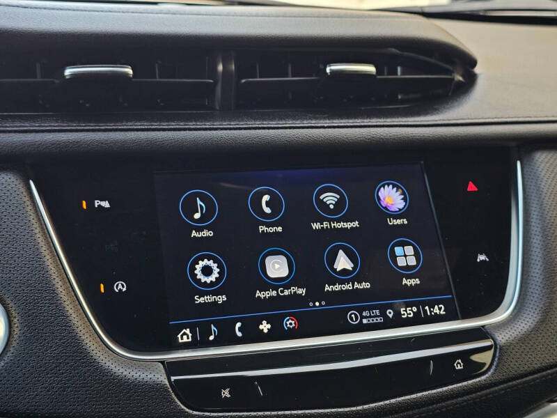 2024 Cadillac XT6 Luxury