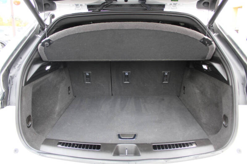 2022 Cadillac XT4 Sport