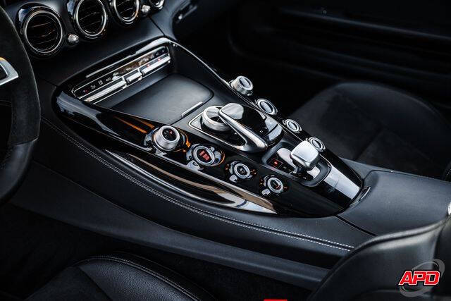 2017 Mercedes-Benz AMG GT