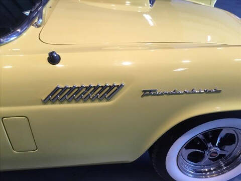 1957 Ford Thunderbird