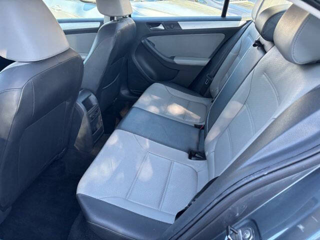 2013 Volkswagen Jetta Hybrid