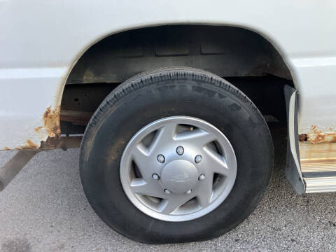 2011 Ford E-Series E-250