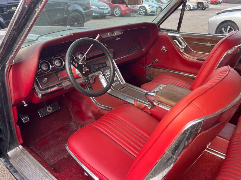 1965 Ford Thunderbird