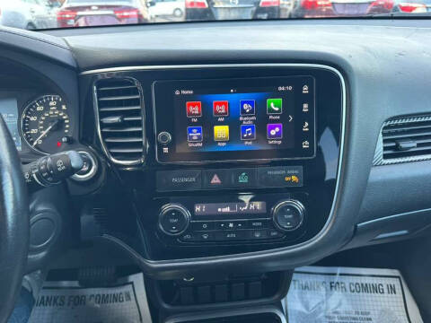 2017 Mitsubishi Outlander SE