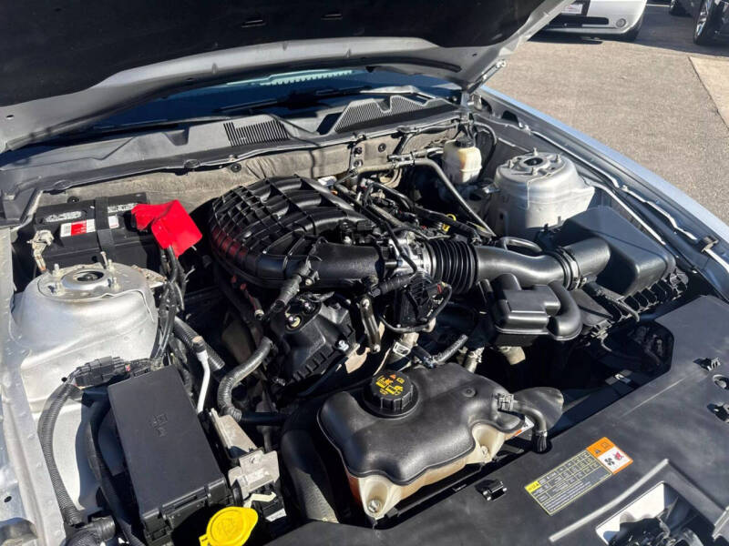 2012 Ford Mustang V6 Premium