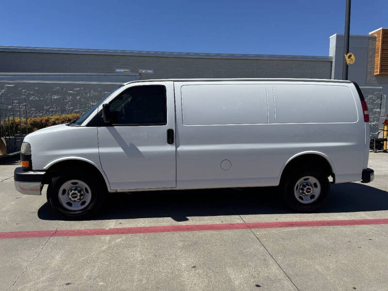 2014 GMC Savana 2500