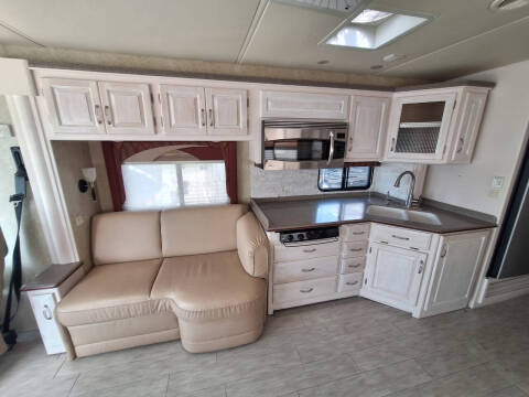 2008 Newmar Ventana 3933