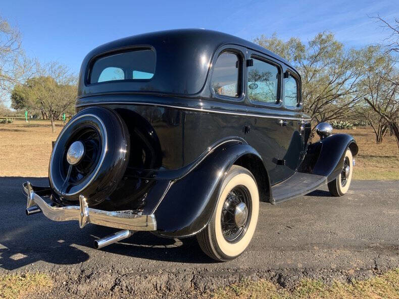 1934 Ford Tudor