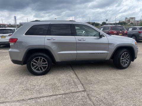 2019 Jeep Grand Cherokee Laredo E