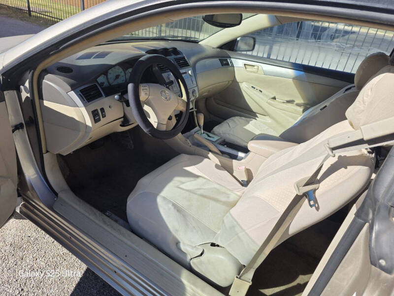 2004 Toyota Camry Solara SE