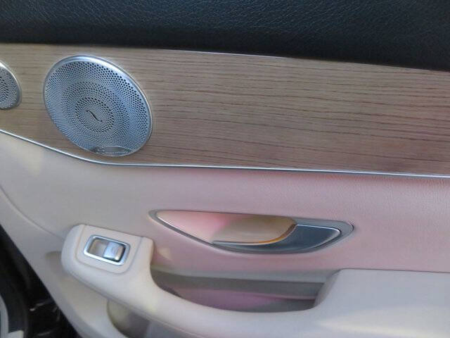 2018 Mercedes-Benz GLC GLC 300