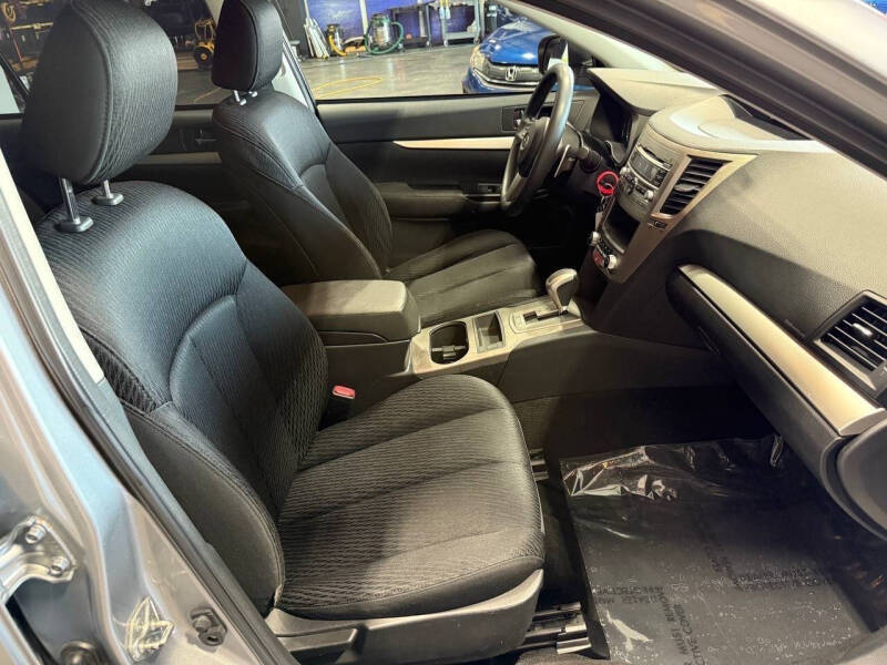 2011 Subaru Outback 2.5i