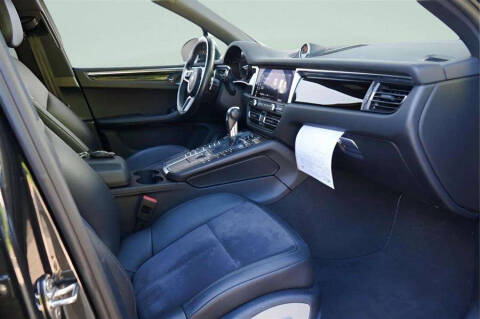 2021 Porsche Macan S