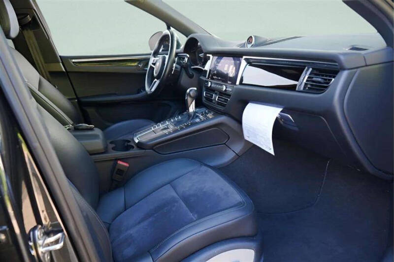 2021 Porsche Macan S