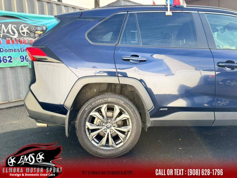 2024 Toyota RAV4 Hybrid XLE Premium