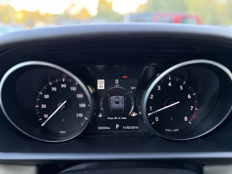 2017 Land Rover Range Rover Sport SE