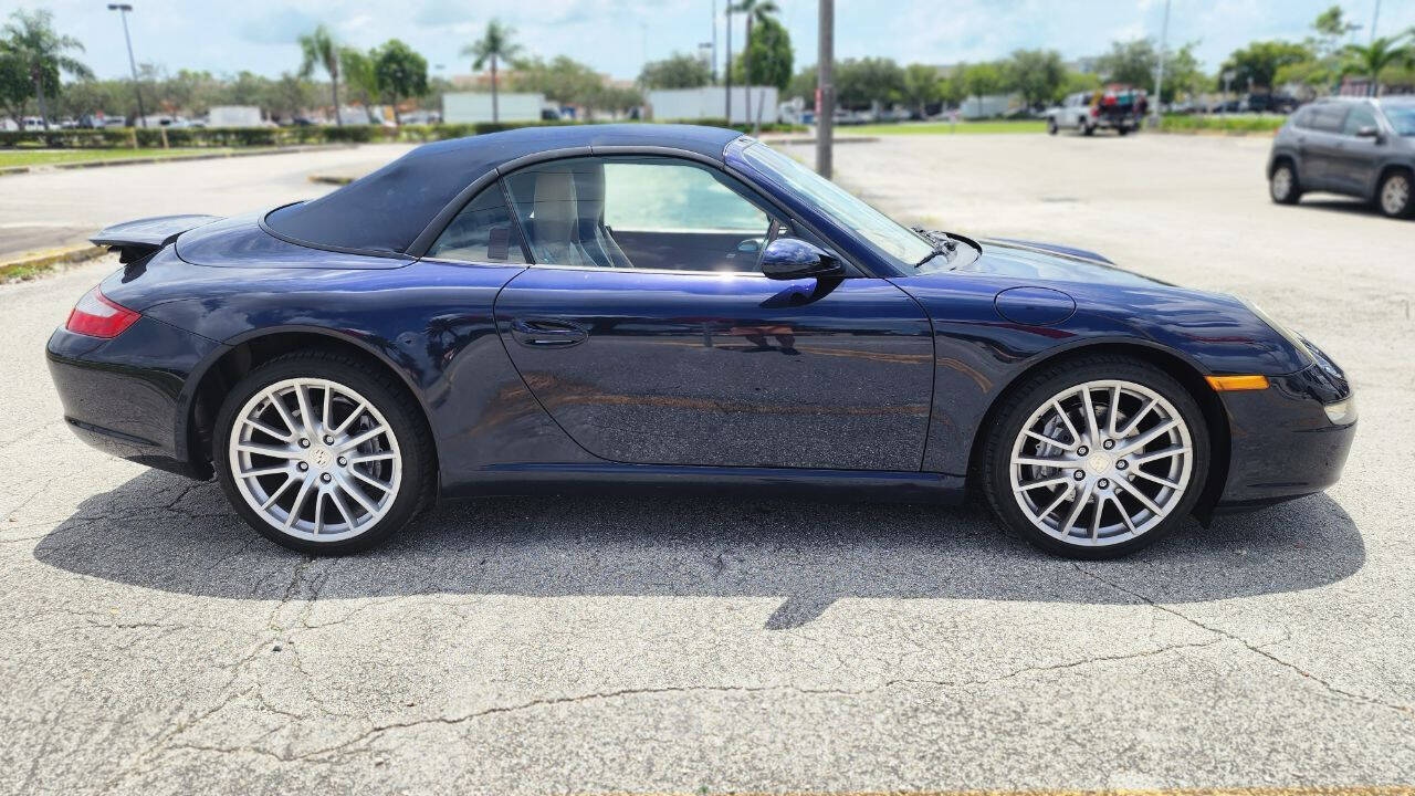 2006 PORSCHE 911 Convertible - $28,999