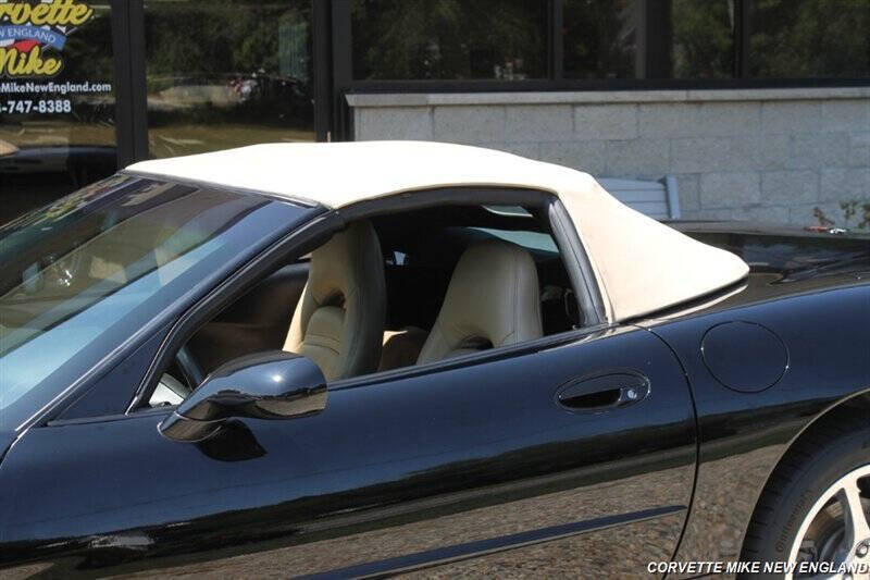 2002 Chevrolet Corvette 25