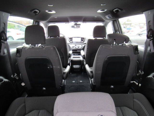 2023 Chrysler Pacifica Touring